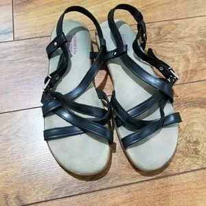Bass sandals